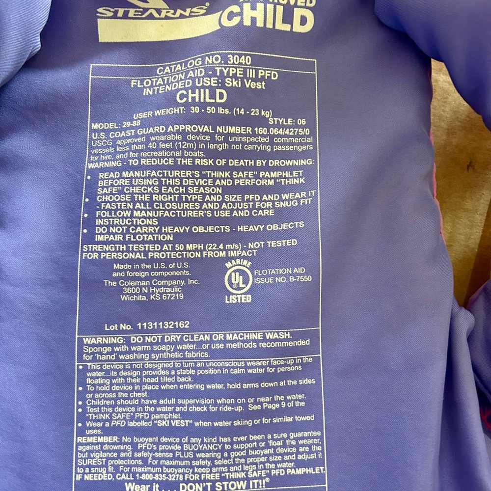Kids Pink Life Vest - Picture 2 of 4